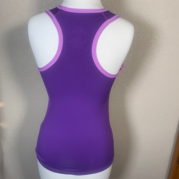 EUC Nike Pro Fitted Dri-Fit Tank - Size Medium - Picture 5 of 14